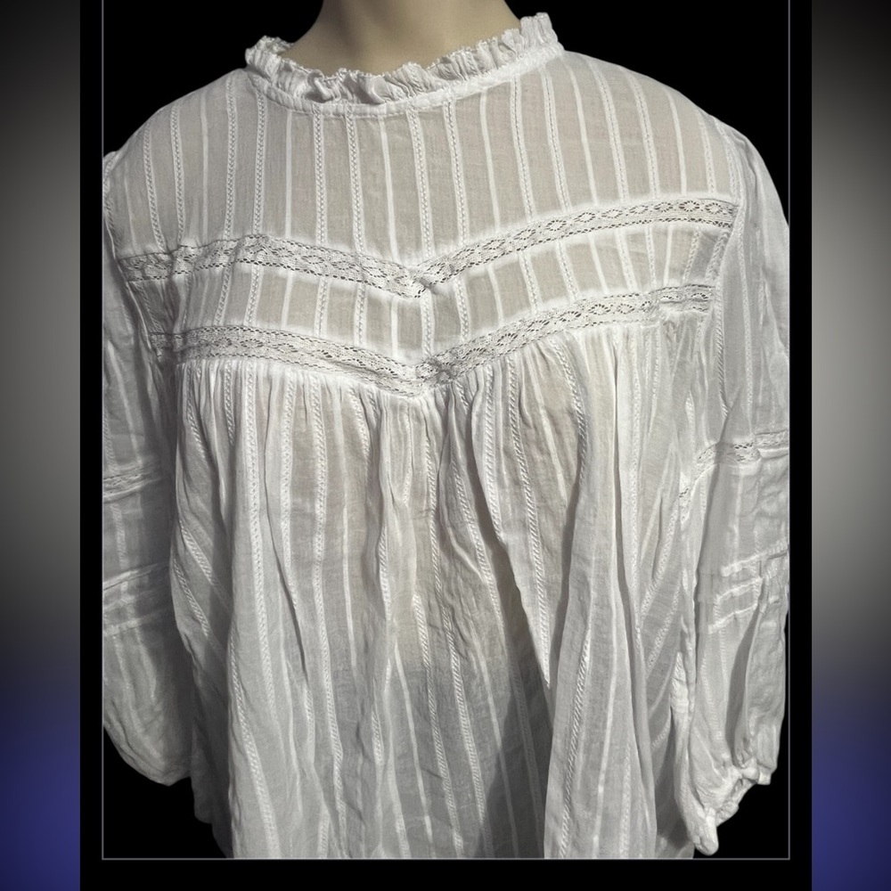 Universal Thread White Textured Blouse - Picture 8 of 12